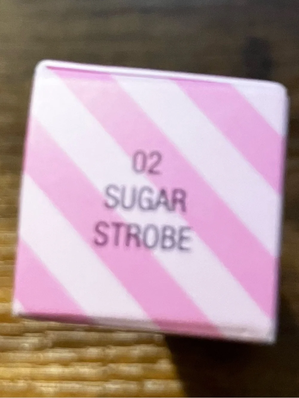 KIKO Milano x Candy Crush™ Sparkle Lip Gloss 02 Sugar Strobe